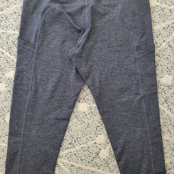 Aerie offline the hugger high rise leggings side pockets - Picture 7 of 10